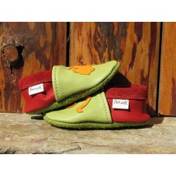 chaussons camion vert pomme/rouge brique