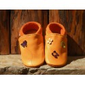 Chaussons cuir coloris mangue/prune